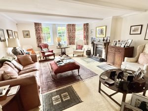 Photo 19- click for photo gallery